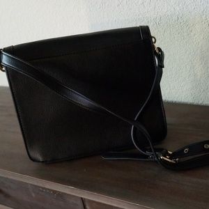 Aldo Bags - Black and Gold purse Aldo Bags - Black and Gold purse